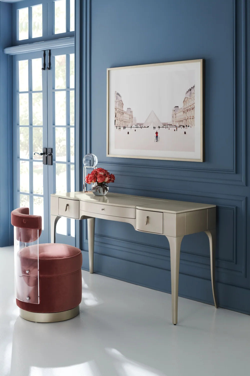 Luxury Flip-Top Mirror Modern Vanity Desk European Style for Villa