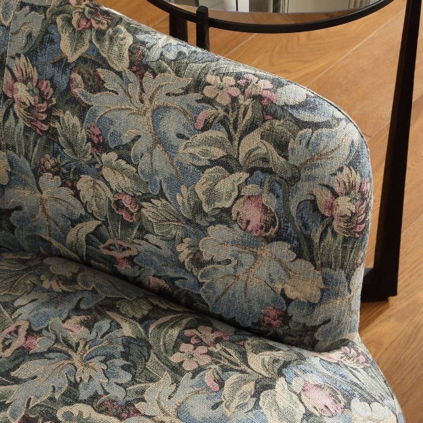 Luxury Floral Tapestry Swivel Lounge Chair European Style for Villa