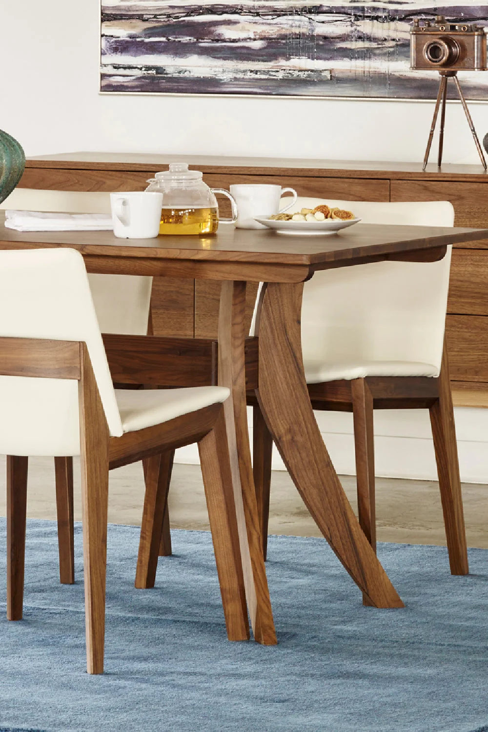 Luxury Florence Walnut Dining Table Modern Italian Style for Villa