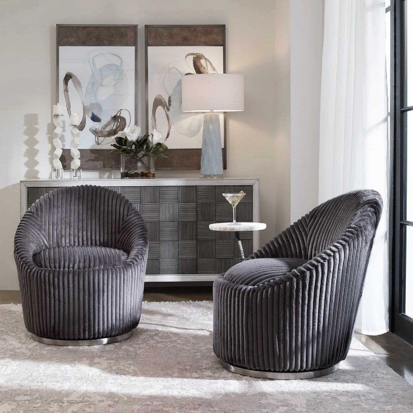 Luxury Fluted Chenille Swivel Lounge Chair Modern Italian Style for Villa