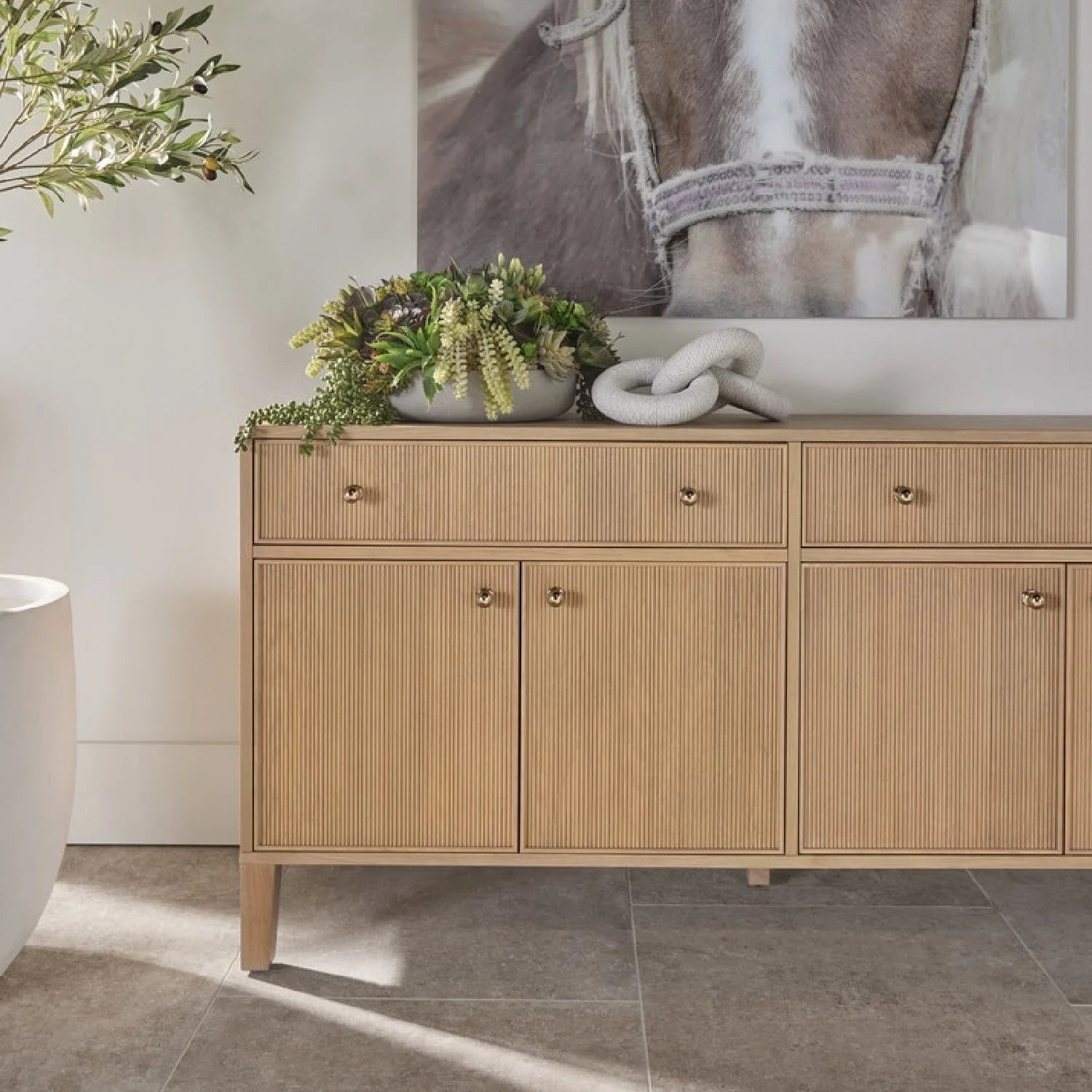 Luxury Fluted Solid Oak Sideboard European Style for Villa