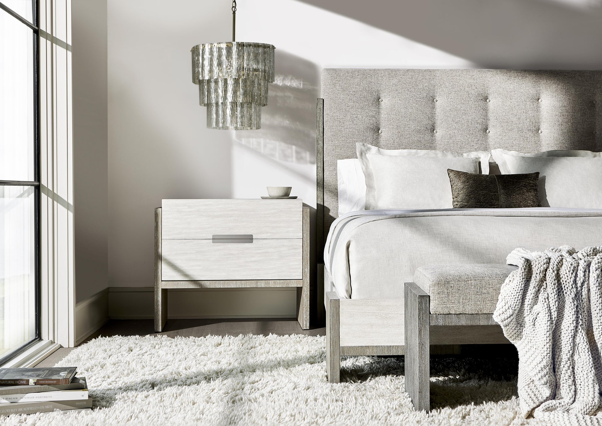 Luxury Foundations Fabric Panel Bed Modern Italian Style for Villa