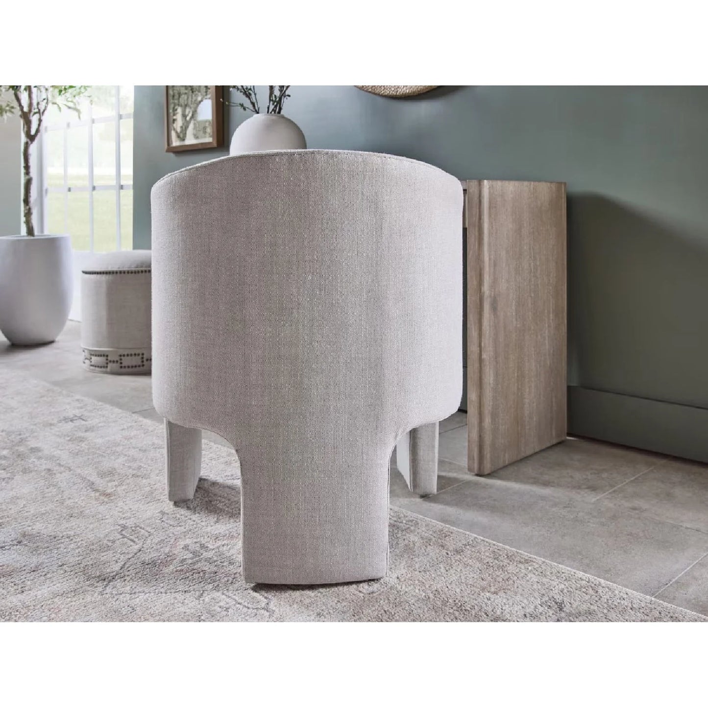 Luxury French Linen Accent Chair Modern Italian Style for Villa