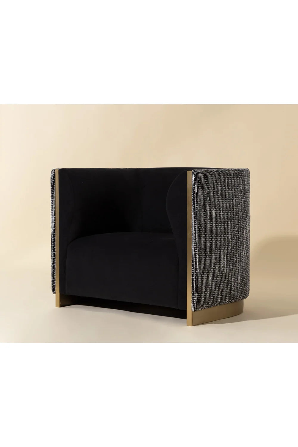 Luxury Gold Inlay Curved Lounge Chair Modern Italian Style for Villa