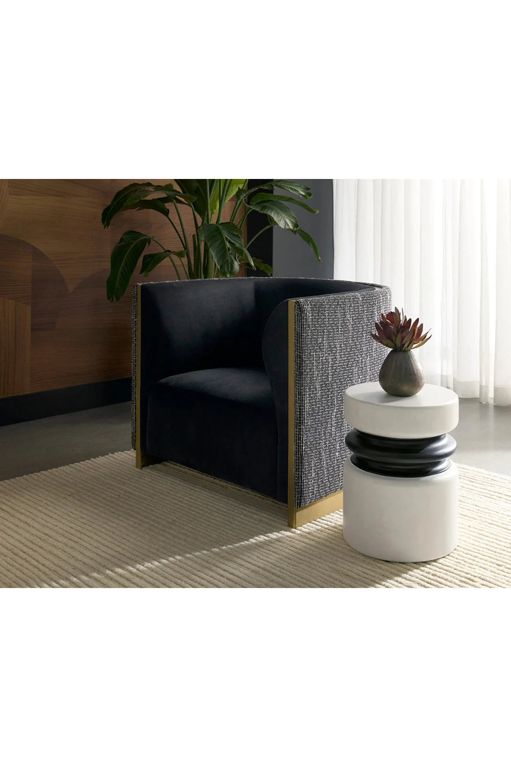 Luxury Gold Inlay Curved Lounge Chair Modern Italian Style for Villa