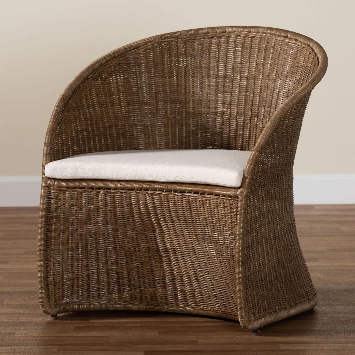 Luxury Graywashed Rattan Accent Chair Modern Italian Style for Villa