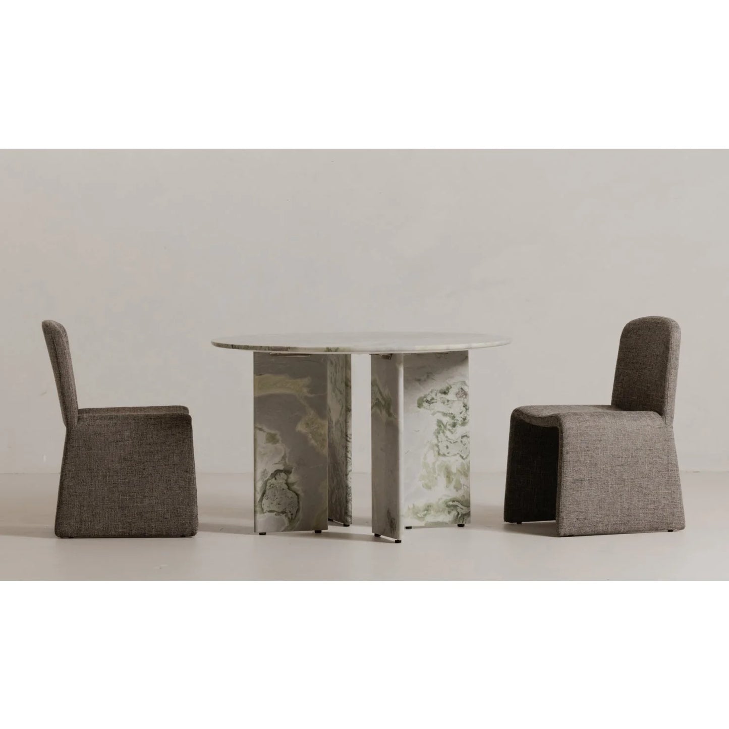 Luxury Green Onyx Marble Dining Table Modern Italian Style for Villa