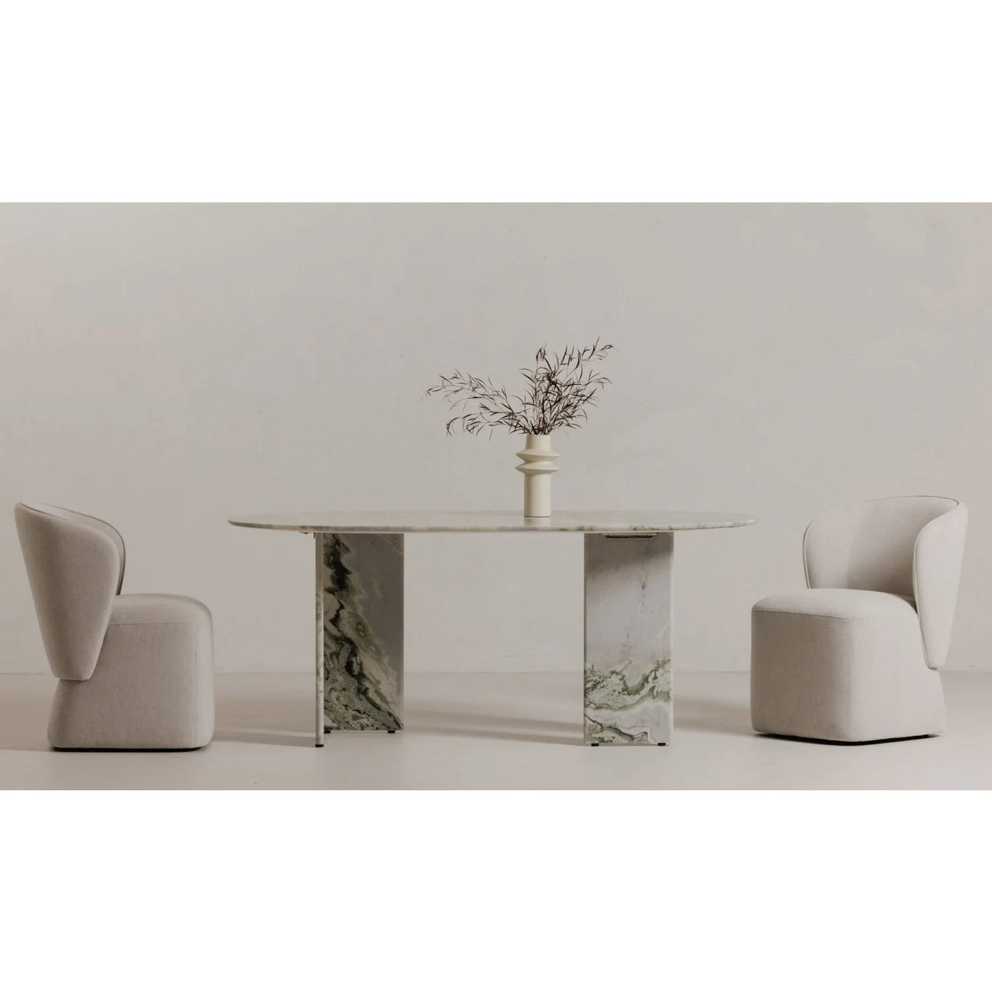 Luxury Green Onyx Marble Dining Table Modern Italian Style for Villa