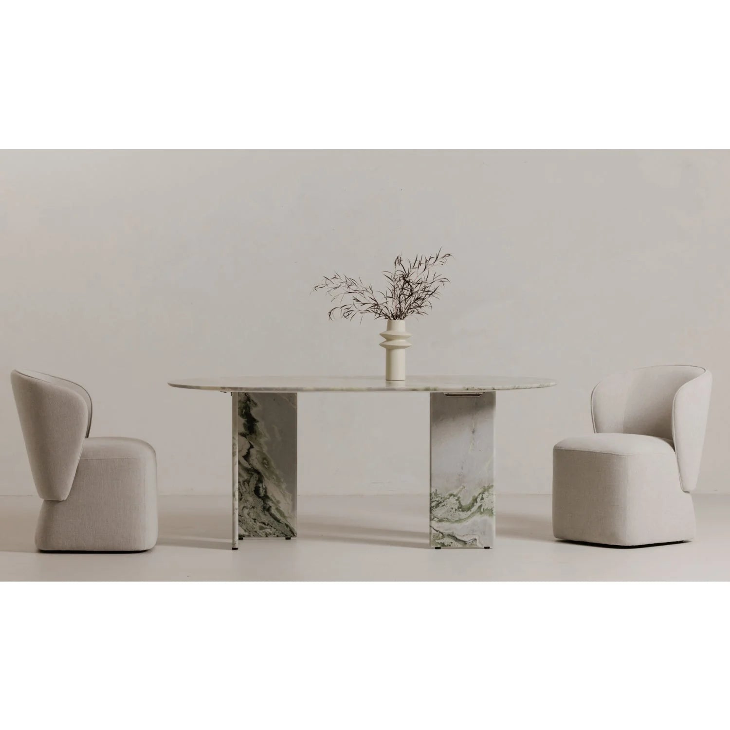 Luxury Green Onyx Marble Dining Table Modern Italian Style for Villa