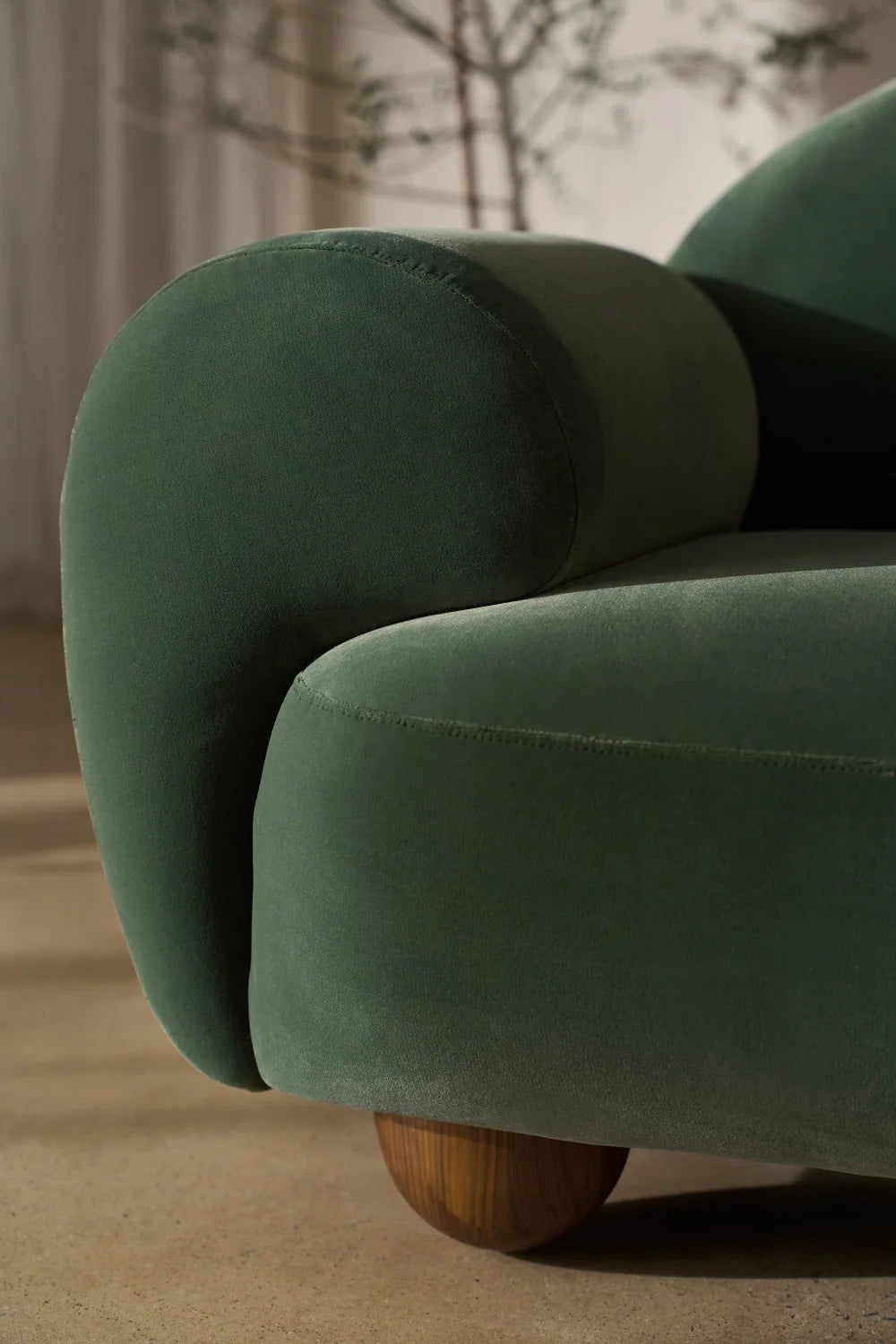 Luxury Green Velvet Chaise Lounge Modern Italian Style for Villa