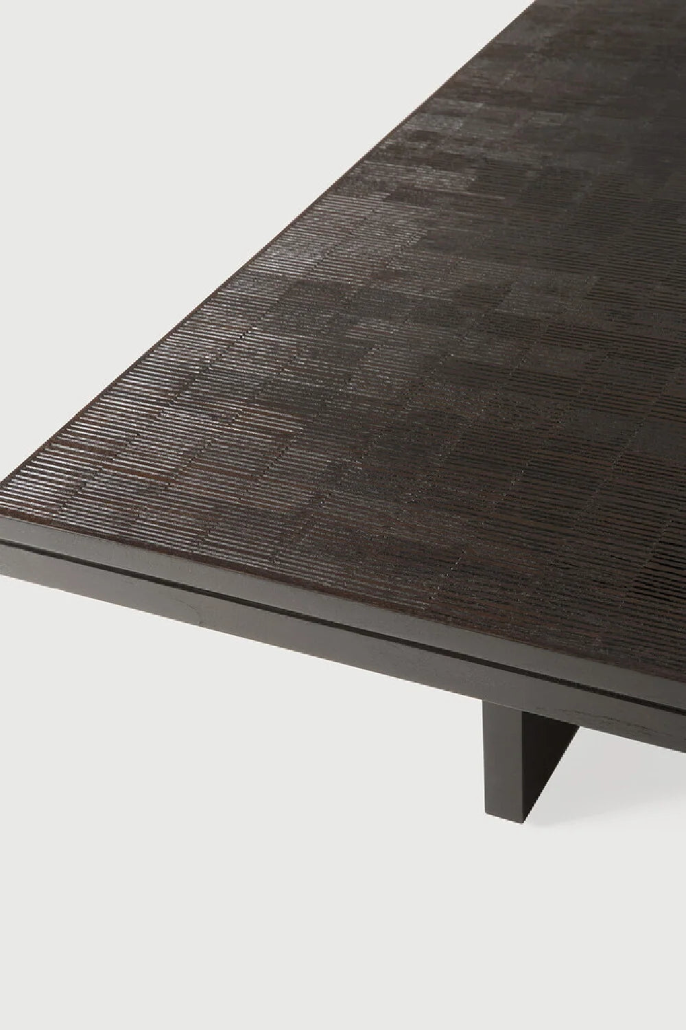 Luxury Grooves Wooden Coffee Table Modern Italian Style for Villa