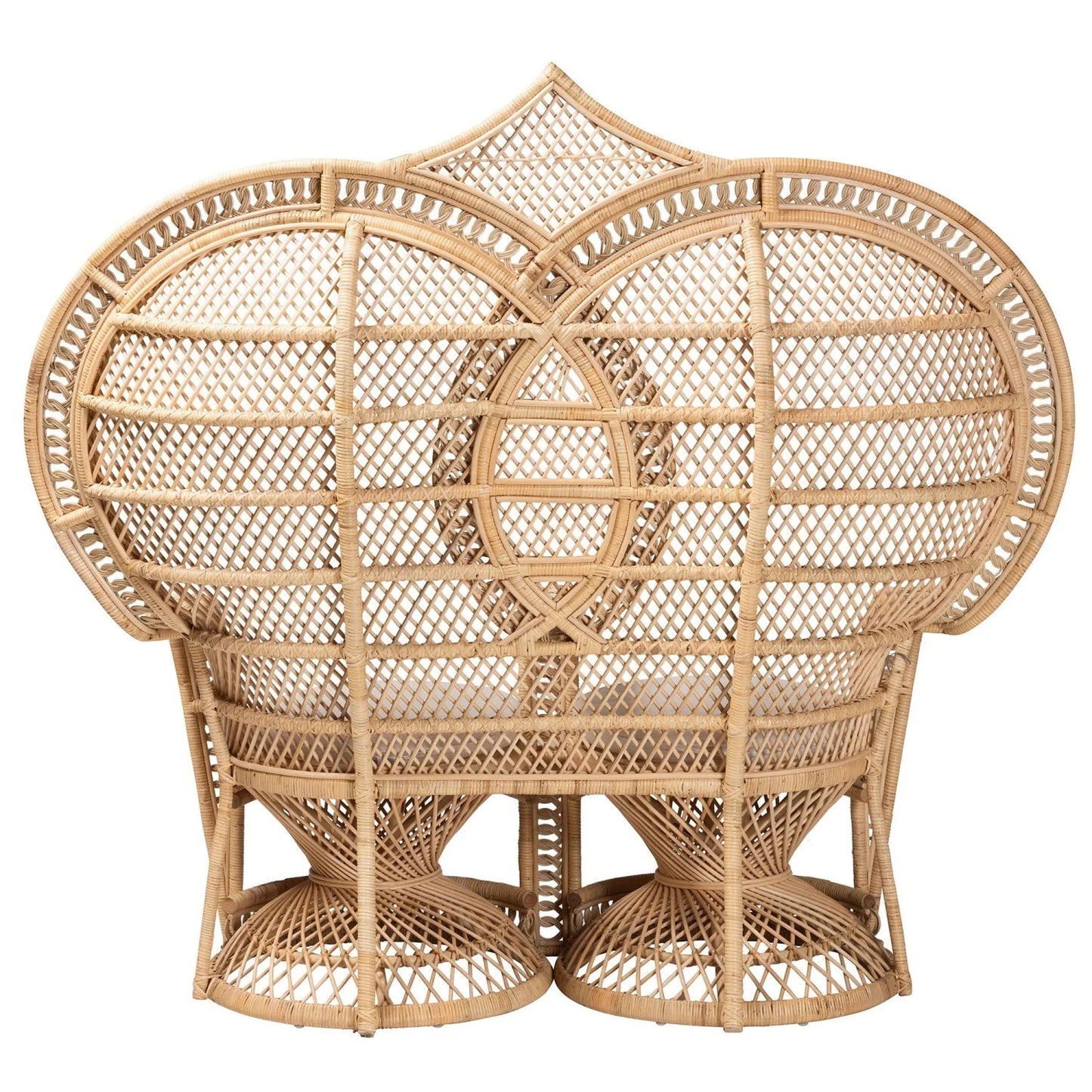 Luxury Handcrafted Rattan Peacock Accent Chair Modern Italian Style for Villa