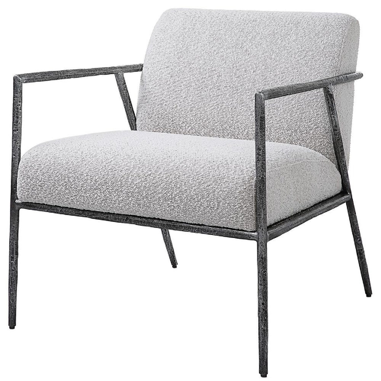 Luxury Iron Framed Boucle Lounge Chair Modern European Style for Villa