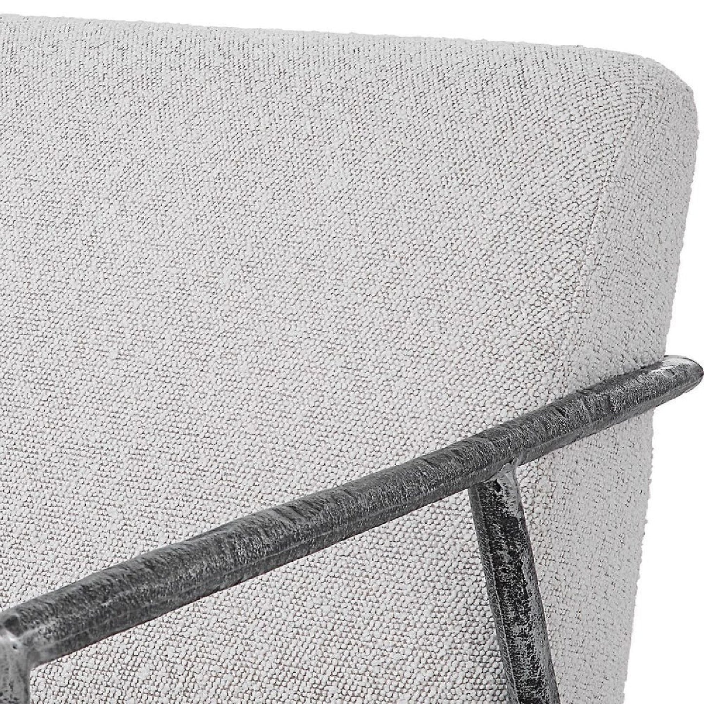 Luxury Iron Framed Boucle Lounge Chair Modern European Style for Villa
