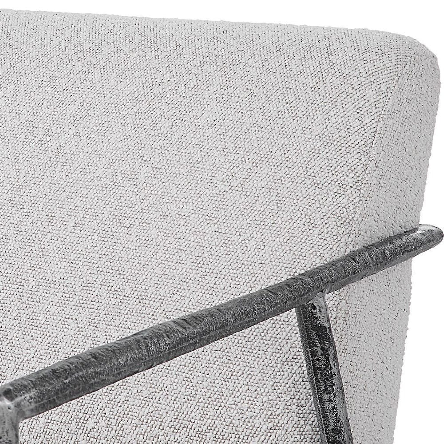 Luxury Iron Framed Boucle Lounge Chair Modern European Style for Villa