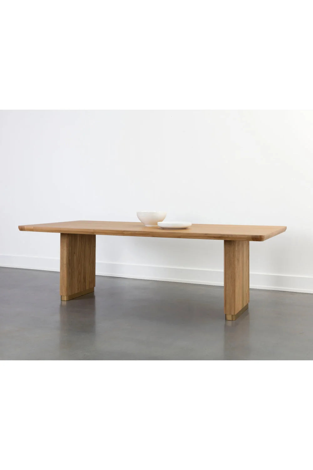 Luxury Kalla Oak Dining Table Modern Italian Style for Villa