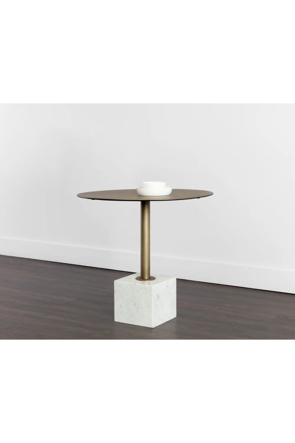 Luxury Kata Round Antique Brass Bistro Table Modern Italian Style for Villa