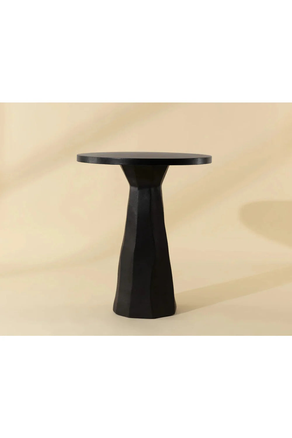 Luxury Kliff Concrete Bar Table Modern Italian Style for Villa