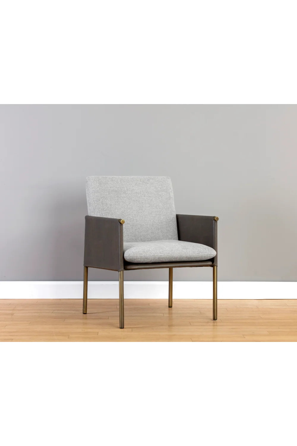 Luxury Leather Lounge Chair Modern European Style for Villa