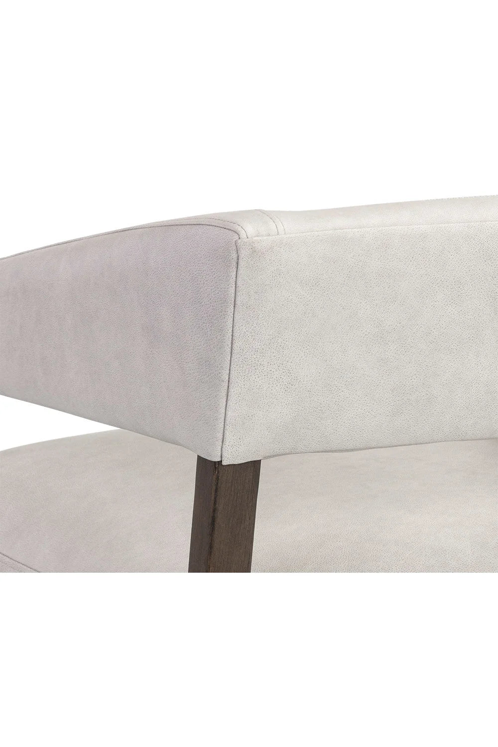 Luxury Leather Lounge Chair Modern European Style for Villa