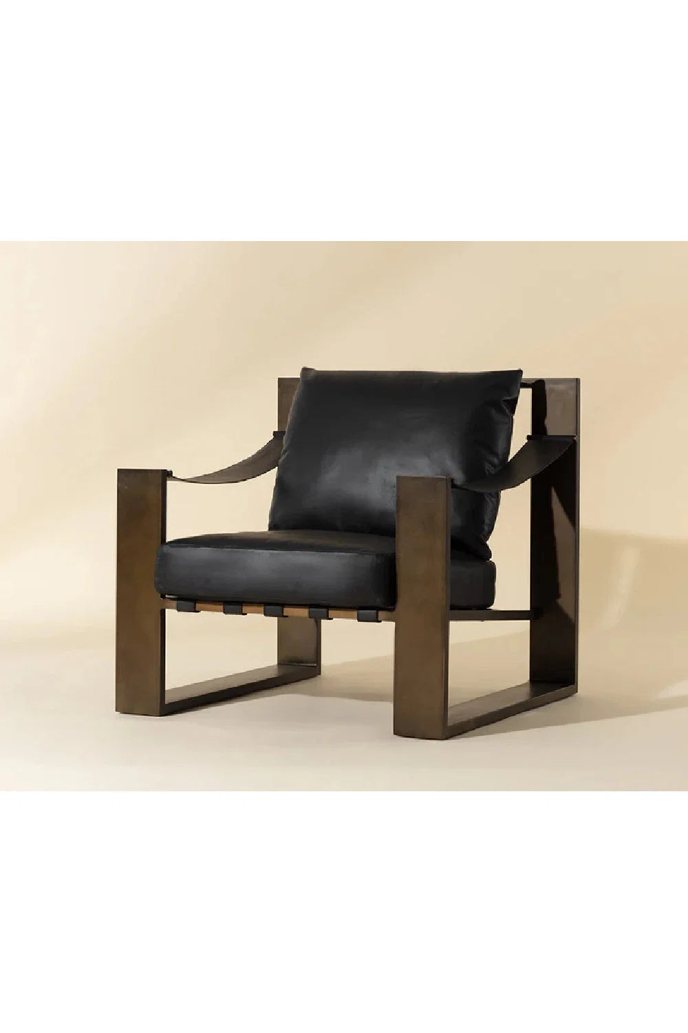 Luxury Leather Strapped Lounge Chair European Style for Villa