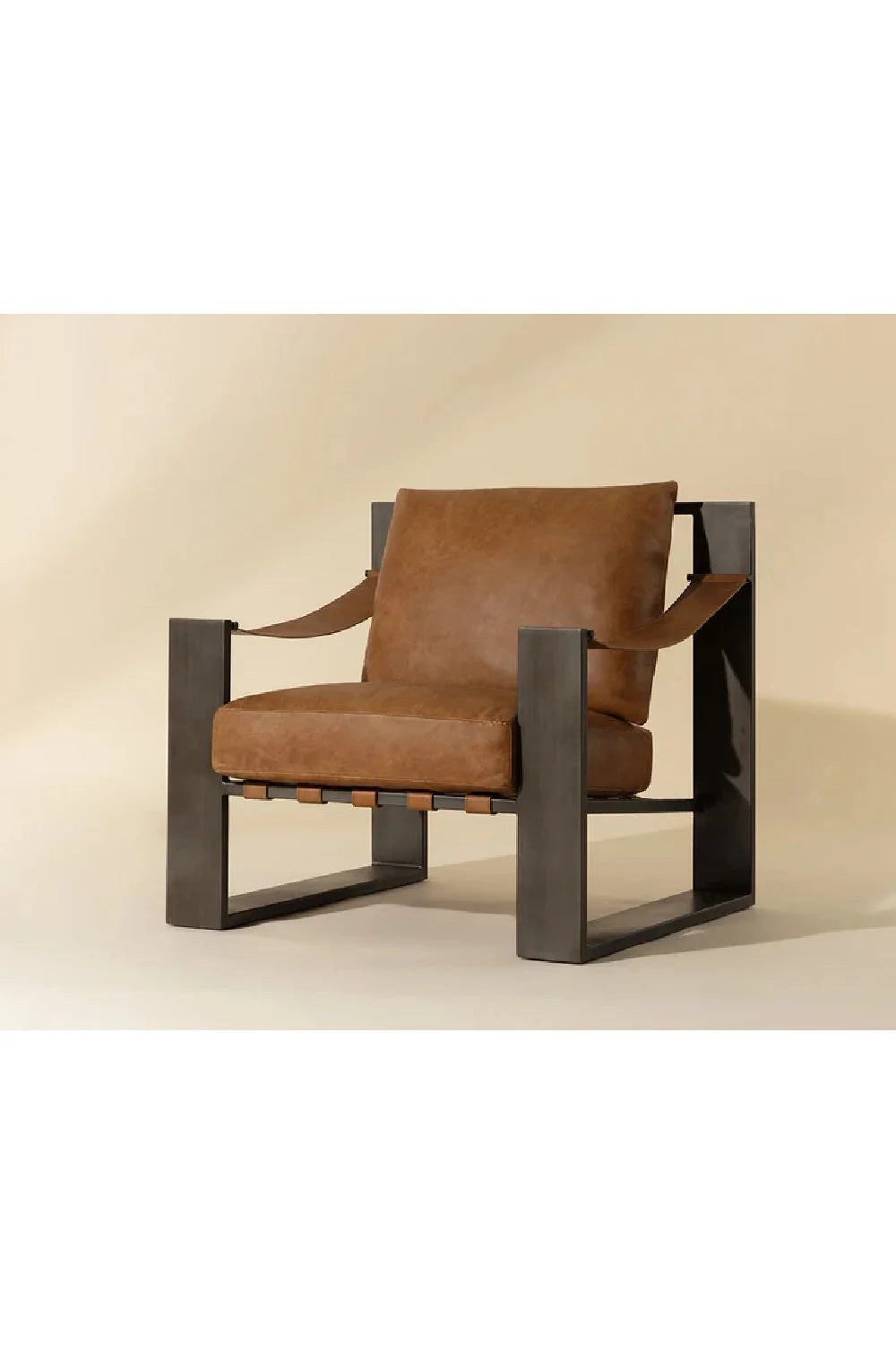 Luxury Leather Strapped Lounge Chair European Style for Villa