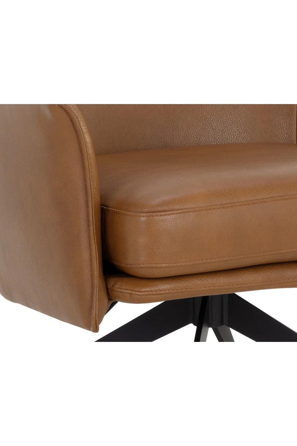 Luxury Leather Swivel Lounge Chair Modern Italian Style for Villa