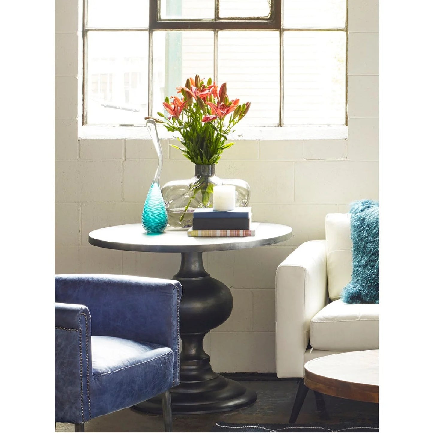 Luxury Lexie Aluminum Round Dining Table Modern Italian Style for Villa