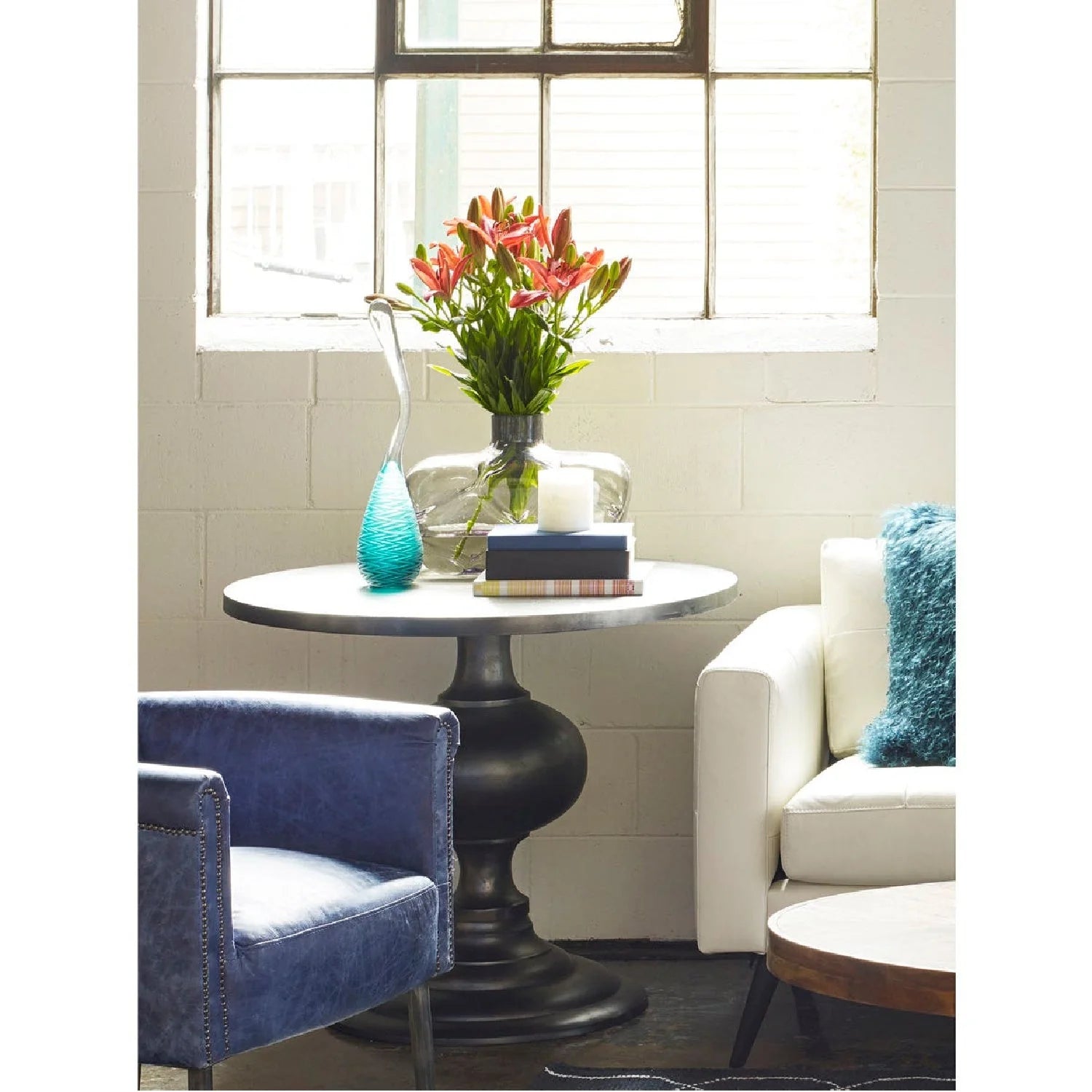 Luxury Lexie Aluminum Round Dining Table Modern Italian Style for Villa