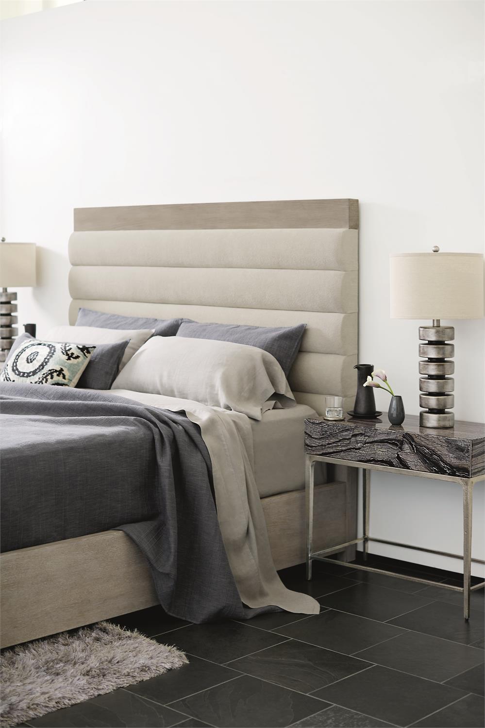 Luxury Linea Fabric Panel Bed Modern Italian Style for Villa