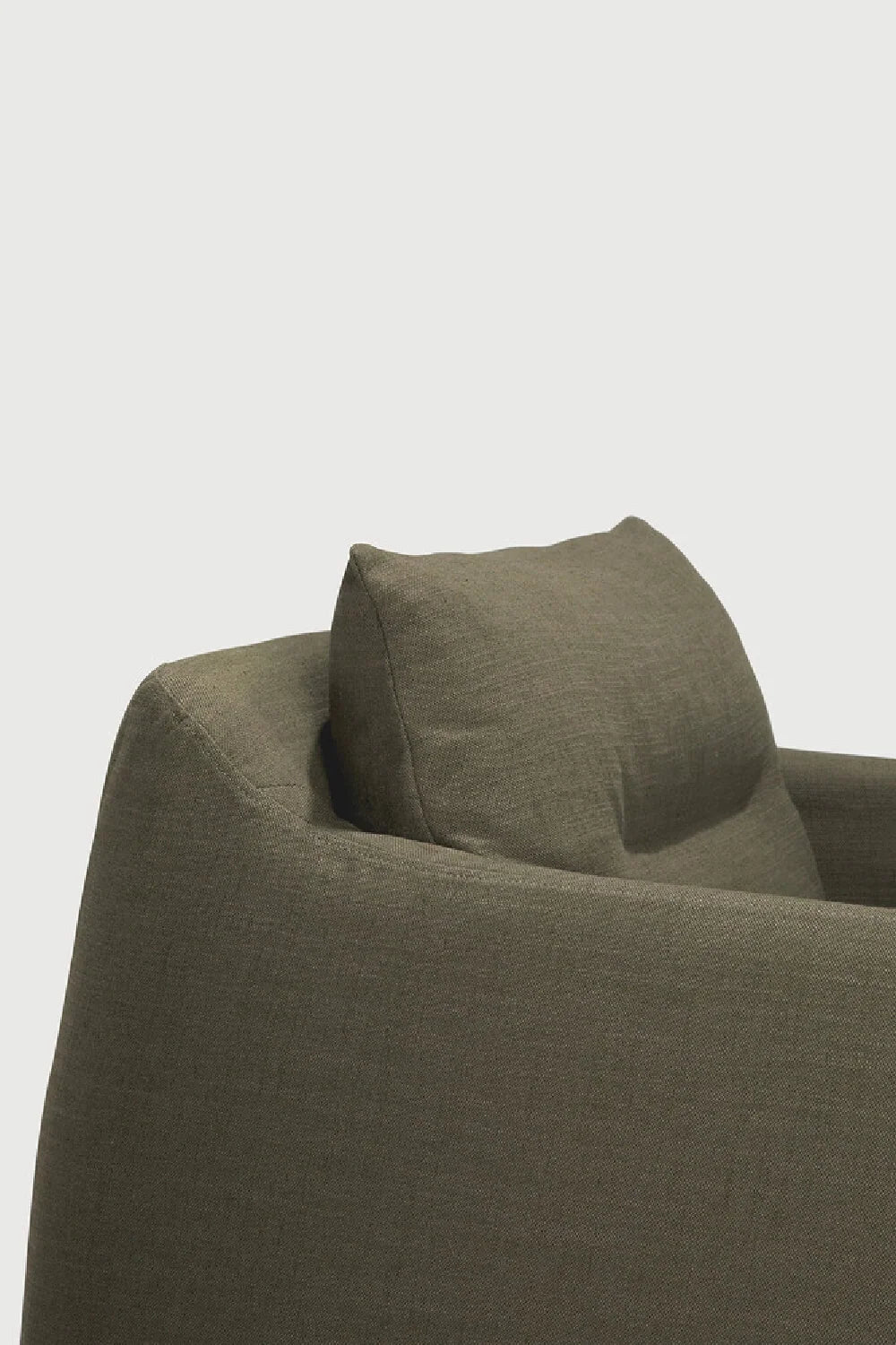 Luxury Linen Lounge Chair Modern Italian Style for Villa