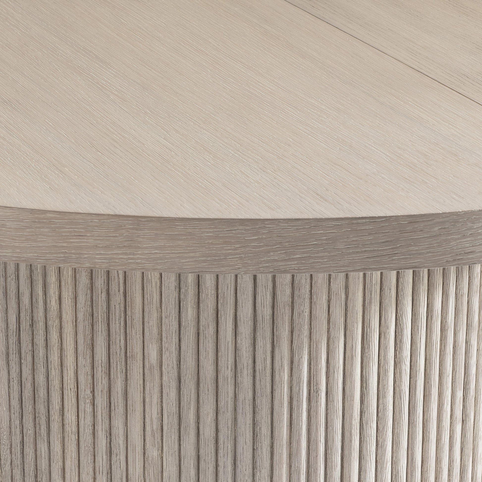 Luxury Lucerne Dining Table Modern Italian Style for Villa