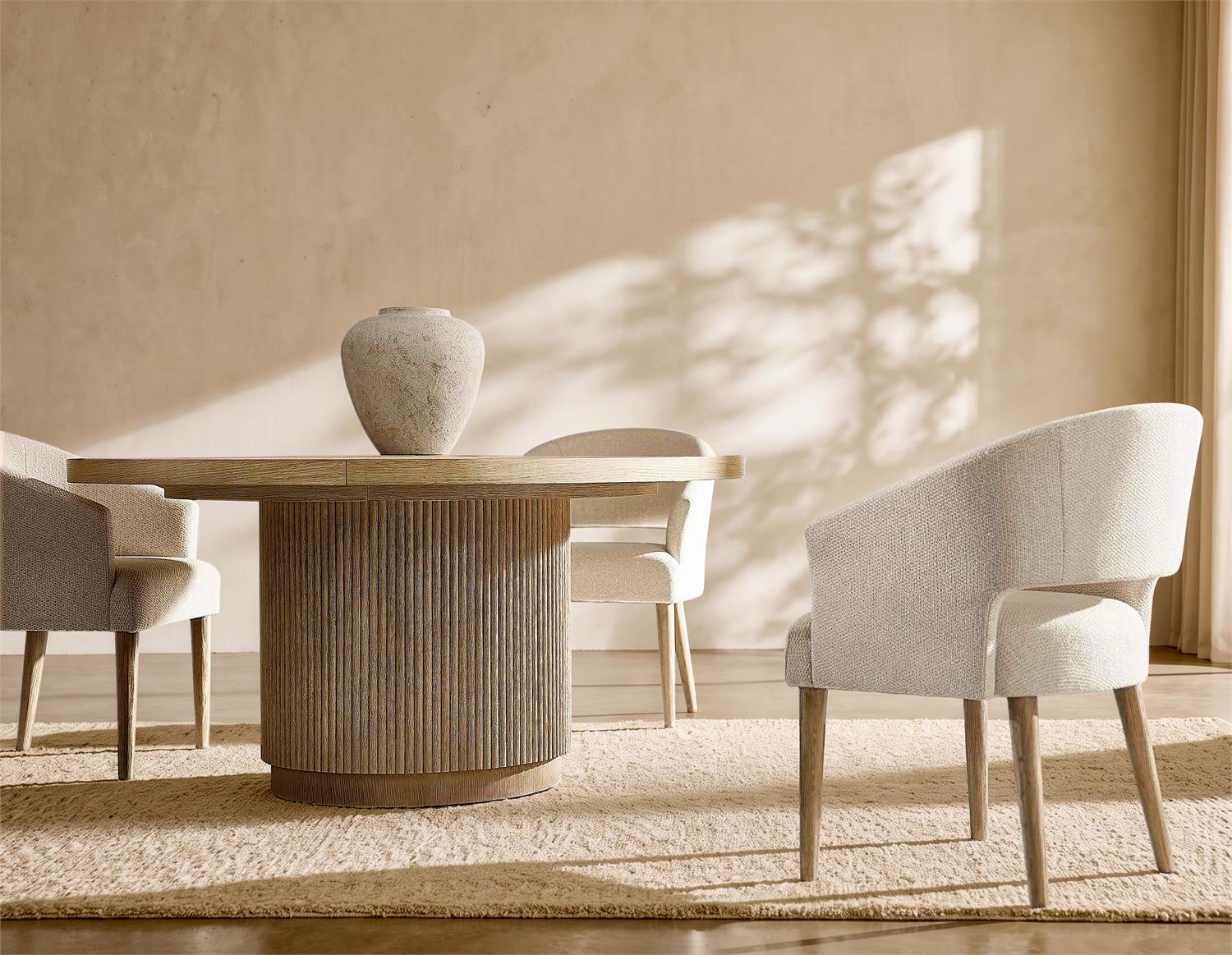 Luxury Lucerne Fabric Armchair Modern Italian Style for Villa