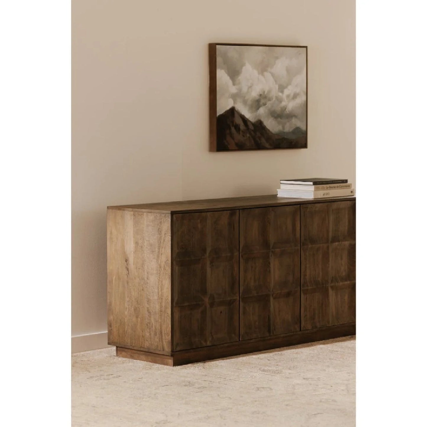 Luxury Mango Wood 4-Door Sideboard European Style for Villa