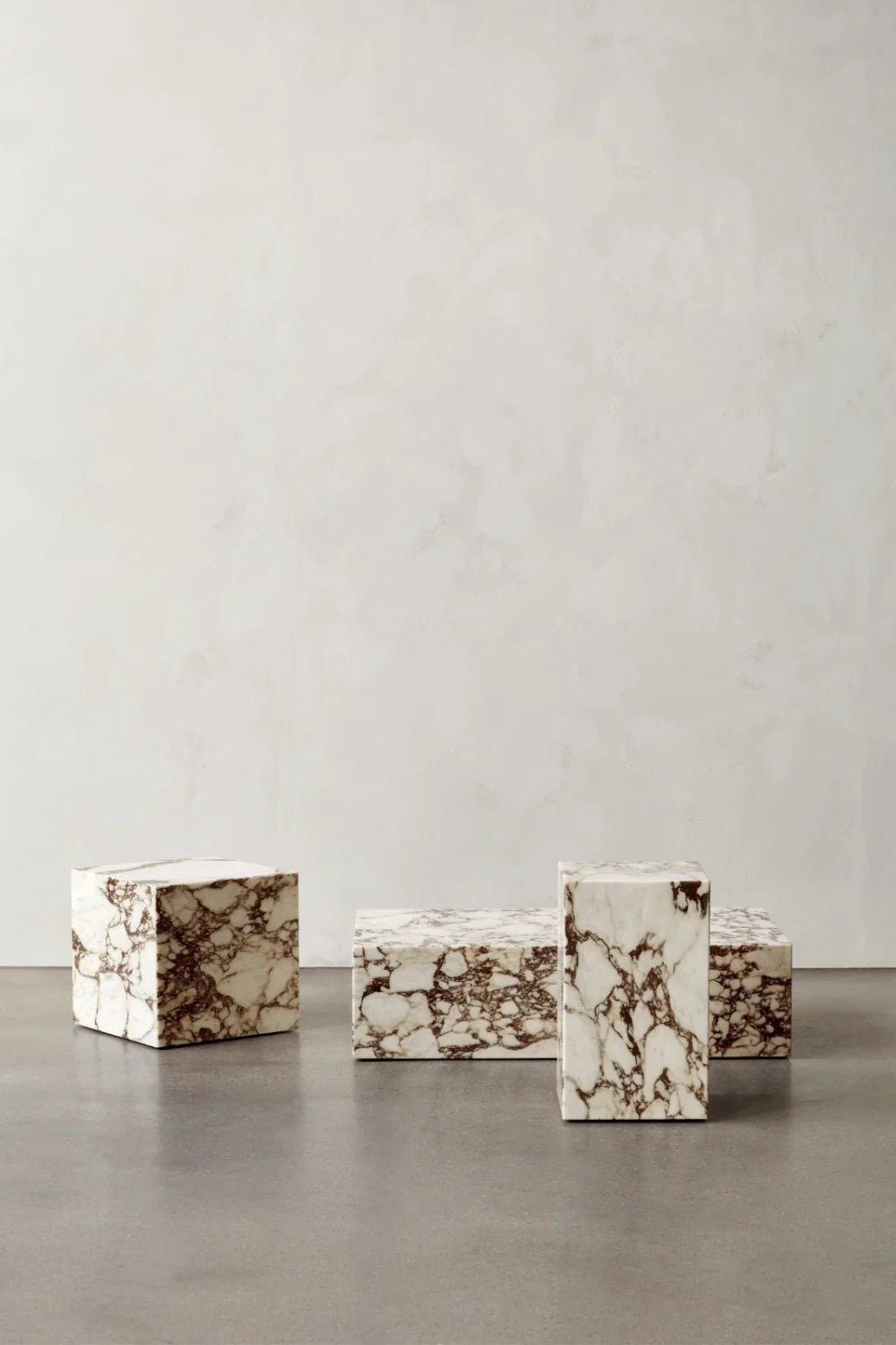 Luxury Marble Plinth Coffee Table Modern Italian Style for Villa