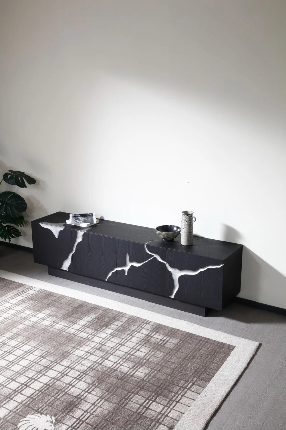 Luxury Matte Brown TV Stand Modern Italian Style for Villa