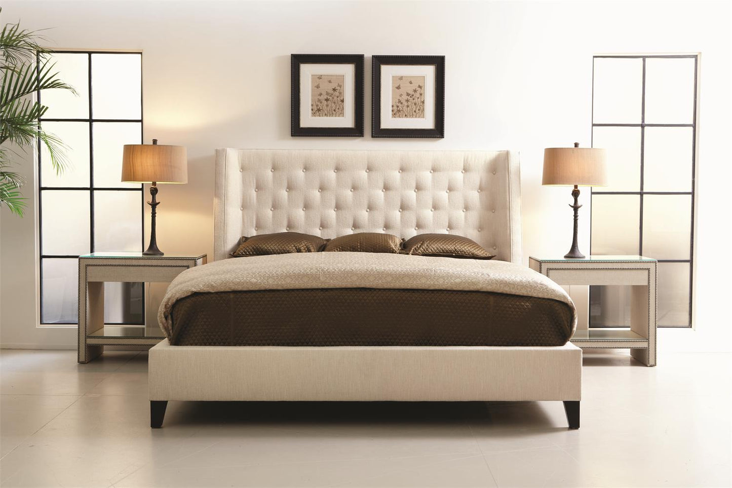 Luxury Maxime Fabric Shelter Bed Modern Italian Style for Villa