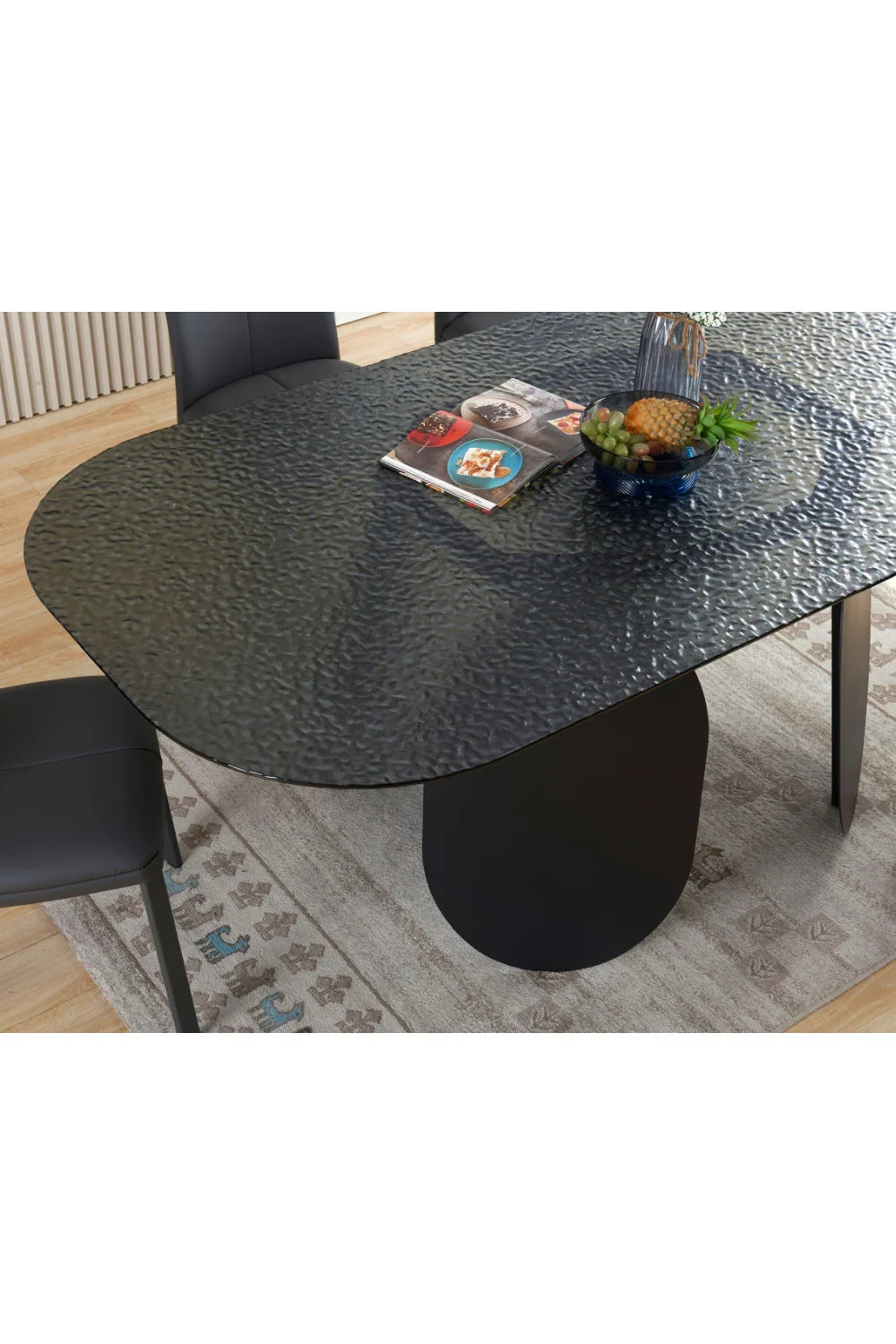 Luxury Maxine Hammered Glass Dining Table Modern Italian Style for Villa
