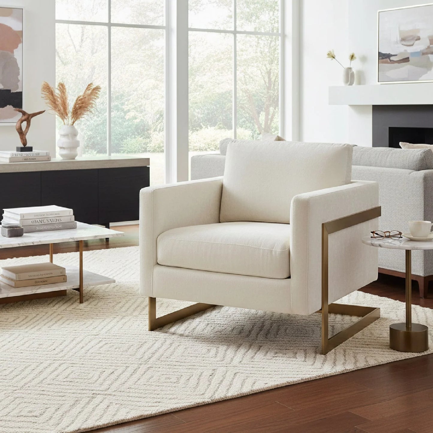 Luxury Metal Framed Accent Chair Modern Italian Style for Villa
