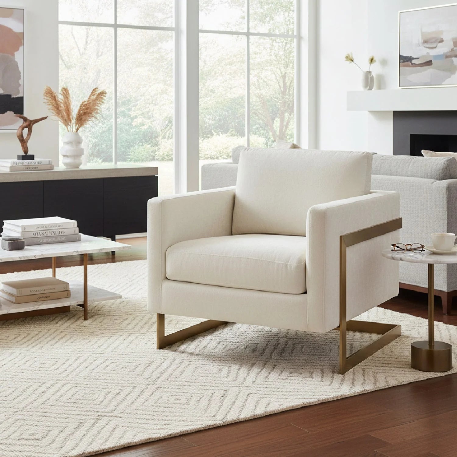 Luxury Metal Framed Accent Chair Modern Italian Style for Villa