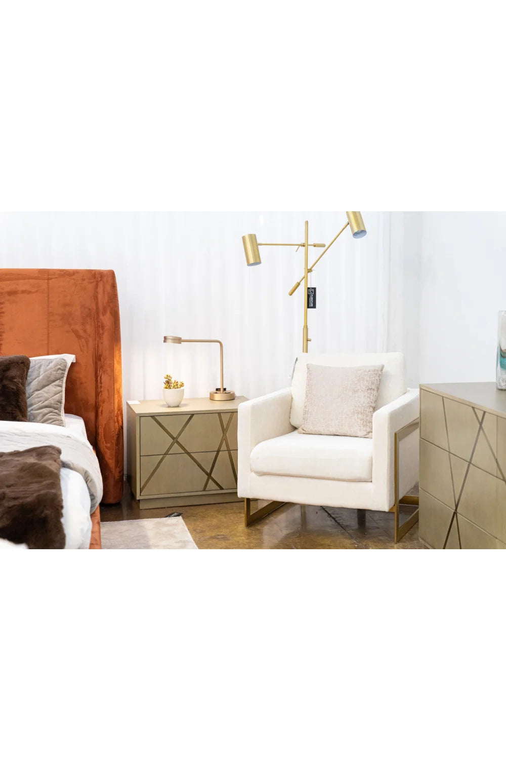Luxury Metal Framed Accent Chair Modern Italian Style for Villa