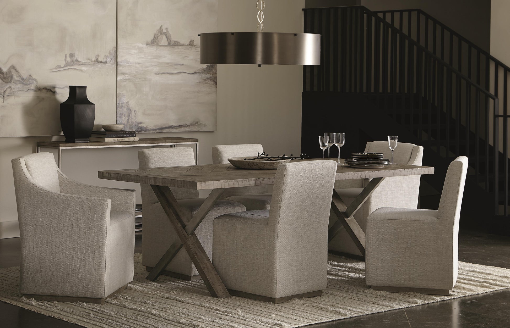 Luxury Milo Dining Table Modern Italian Style for Villa