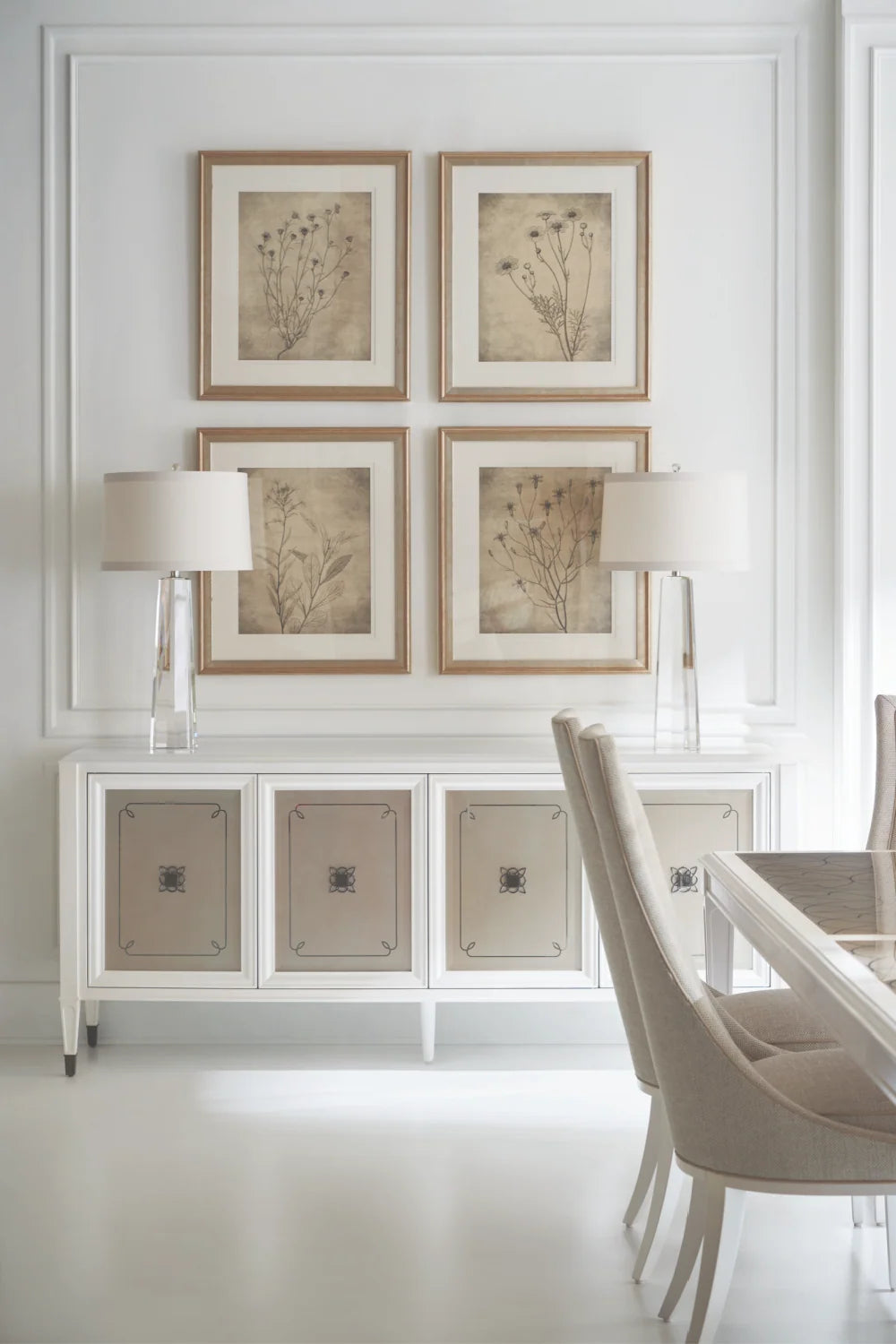 Luxury Mirrored Panel 4-Door Sideboard European Style for Villa