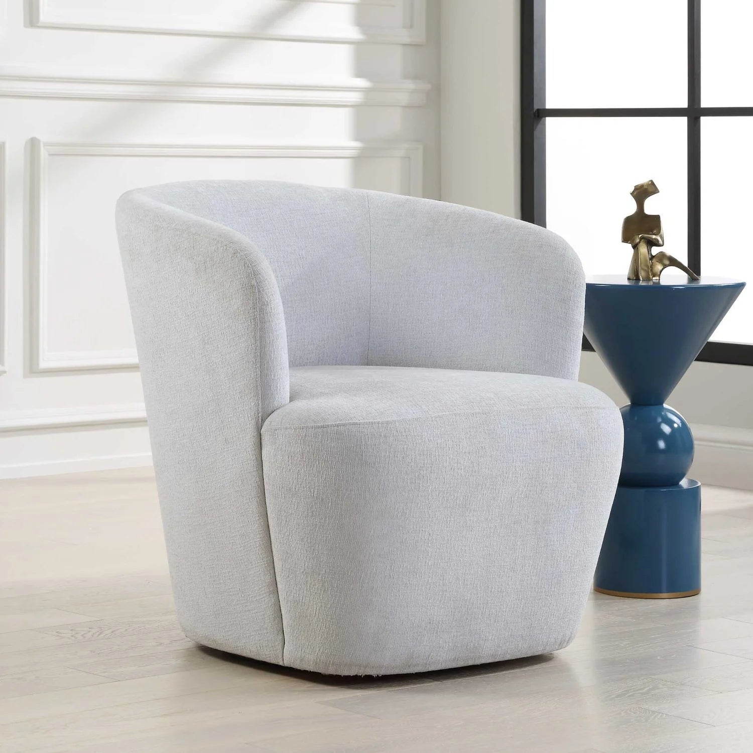 Luxury Mist Swivel Accent Chair Modern Italian Style for Villa