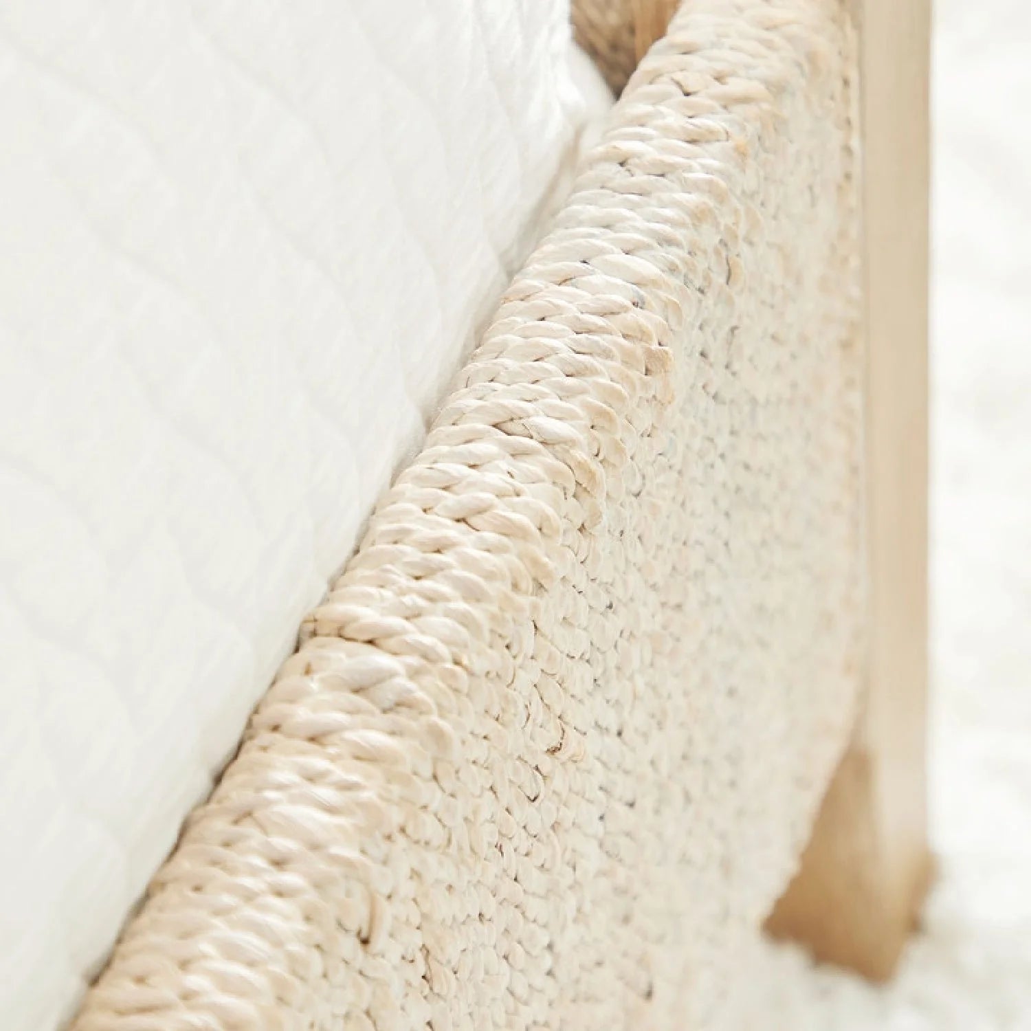 Luxury Modern Abaca Rope Bed European Style for Villa
