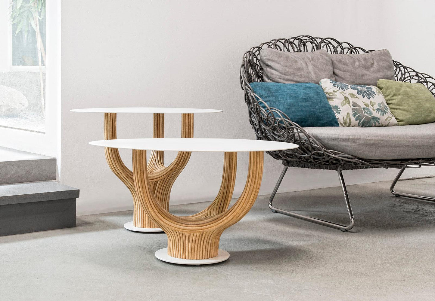 Luxury Modern Acacia Coffee Table European Style for Villa