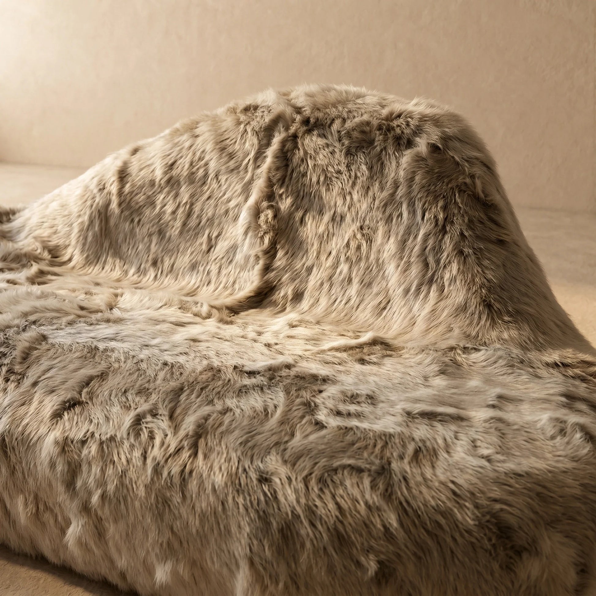 Luxury Modern Alba Sofa European Style for Villa
