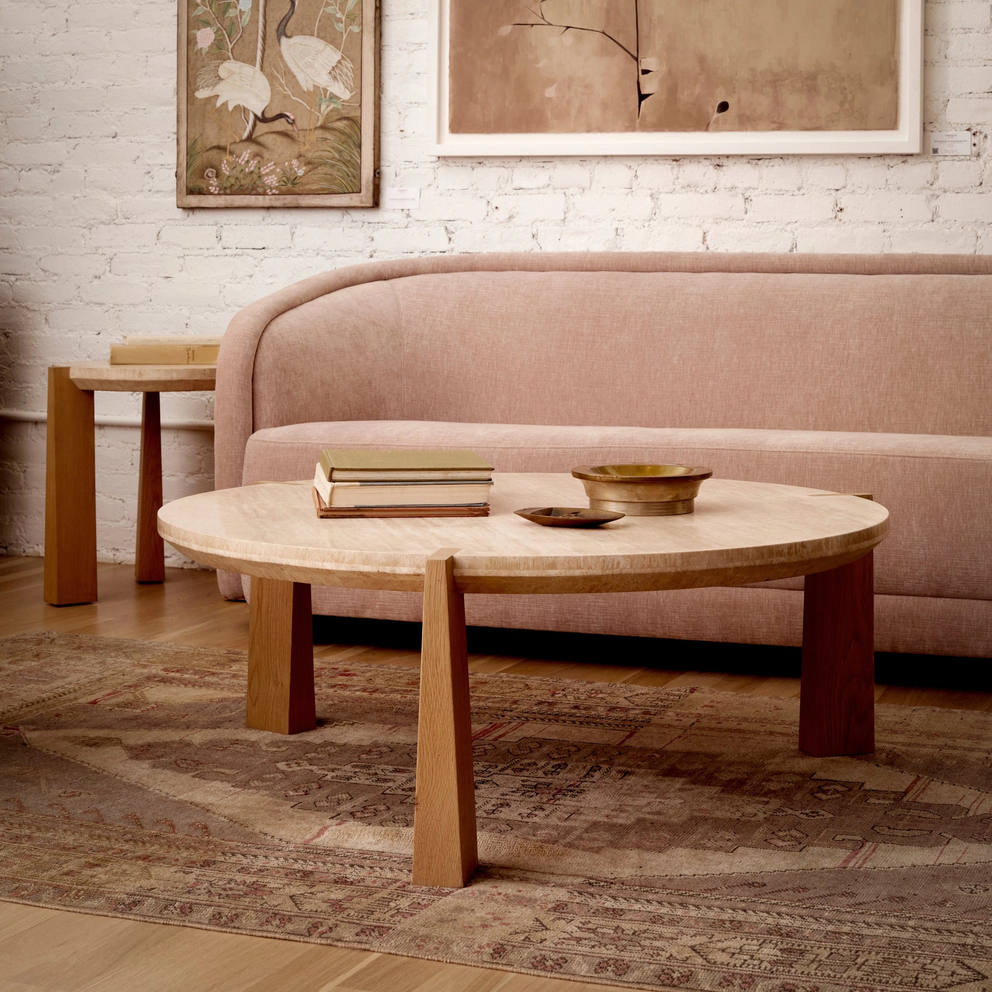 Luxury Modern Aline Coffee Table European Style for Villa