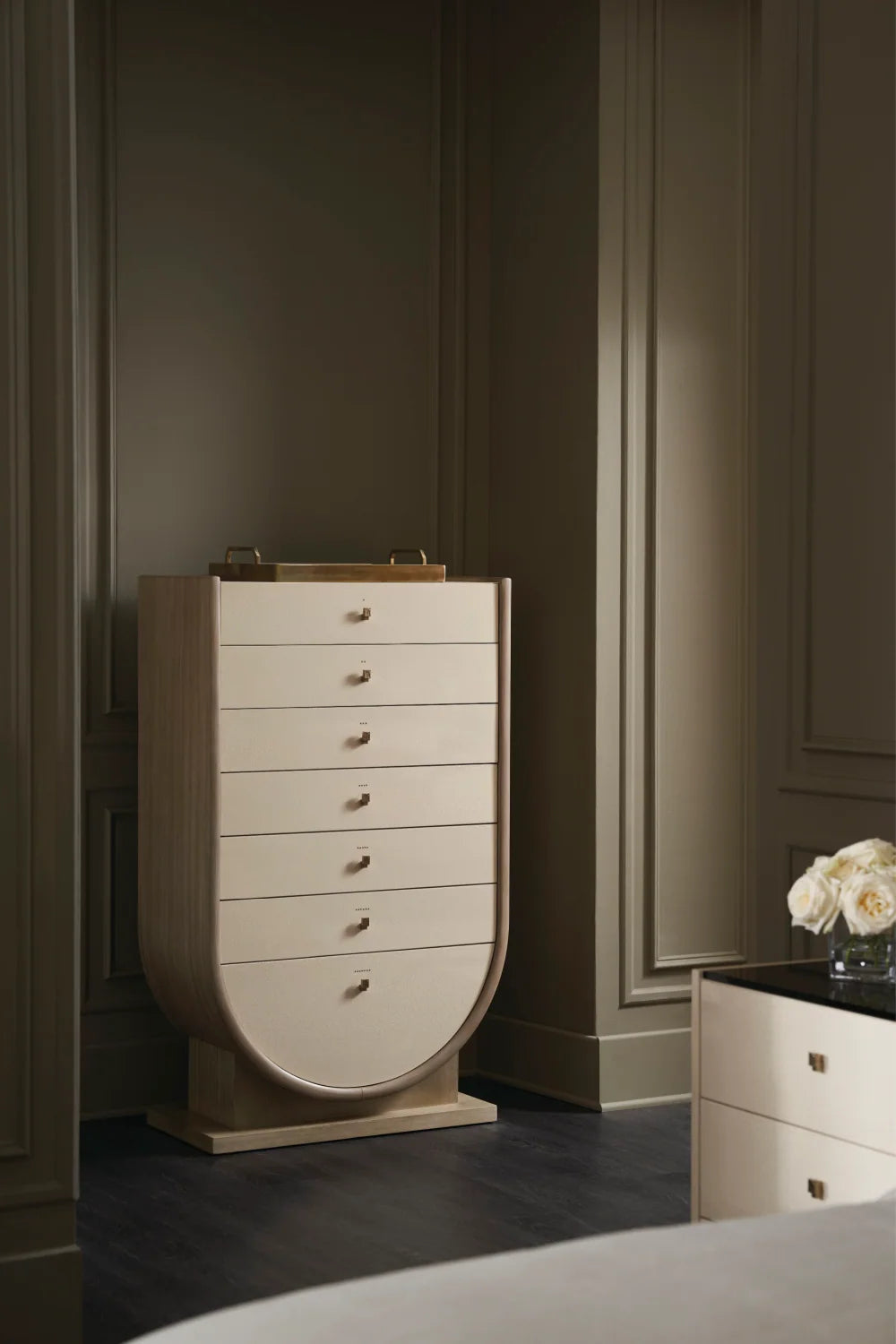 Luxury Modern Amphora Chest European Style for Villa