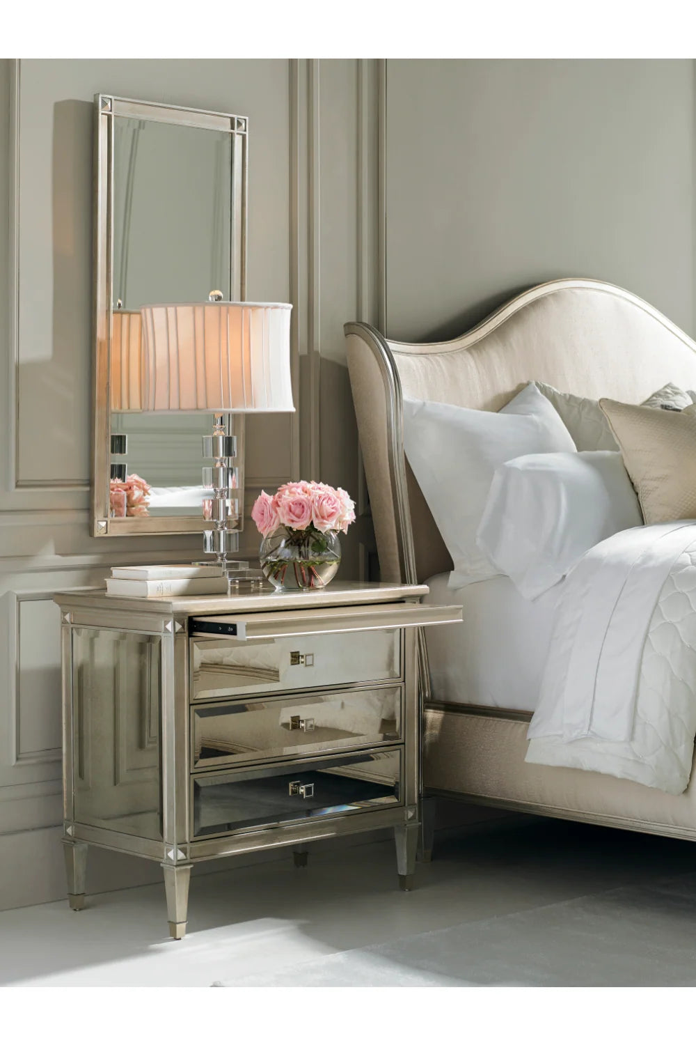 Luxury Modern Antique Mirror Nightstand European Style for Villa